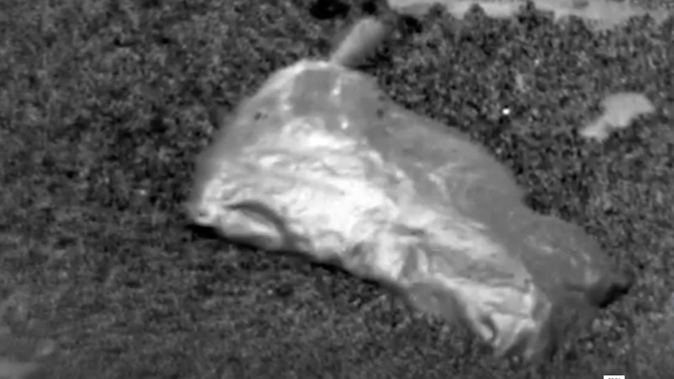 NASA’s Curiosity Rover Spots Shiny Object on Mars