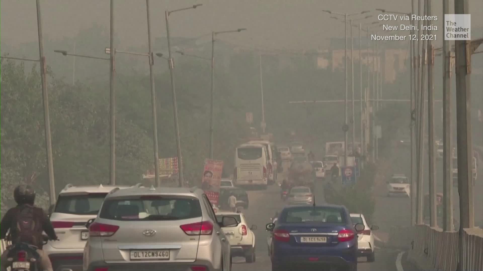 New Delhi Air Pollution Reaches Dangerous Levels