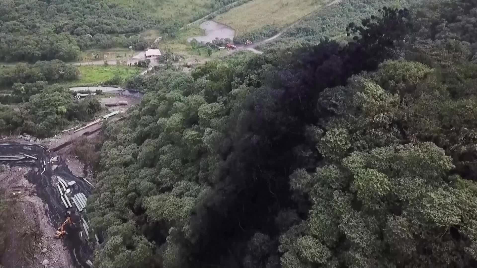 Oil Spill in Ecuador&rsquo;s Amazon Rainforest