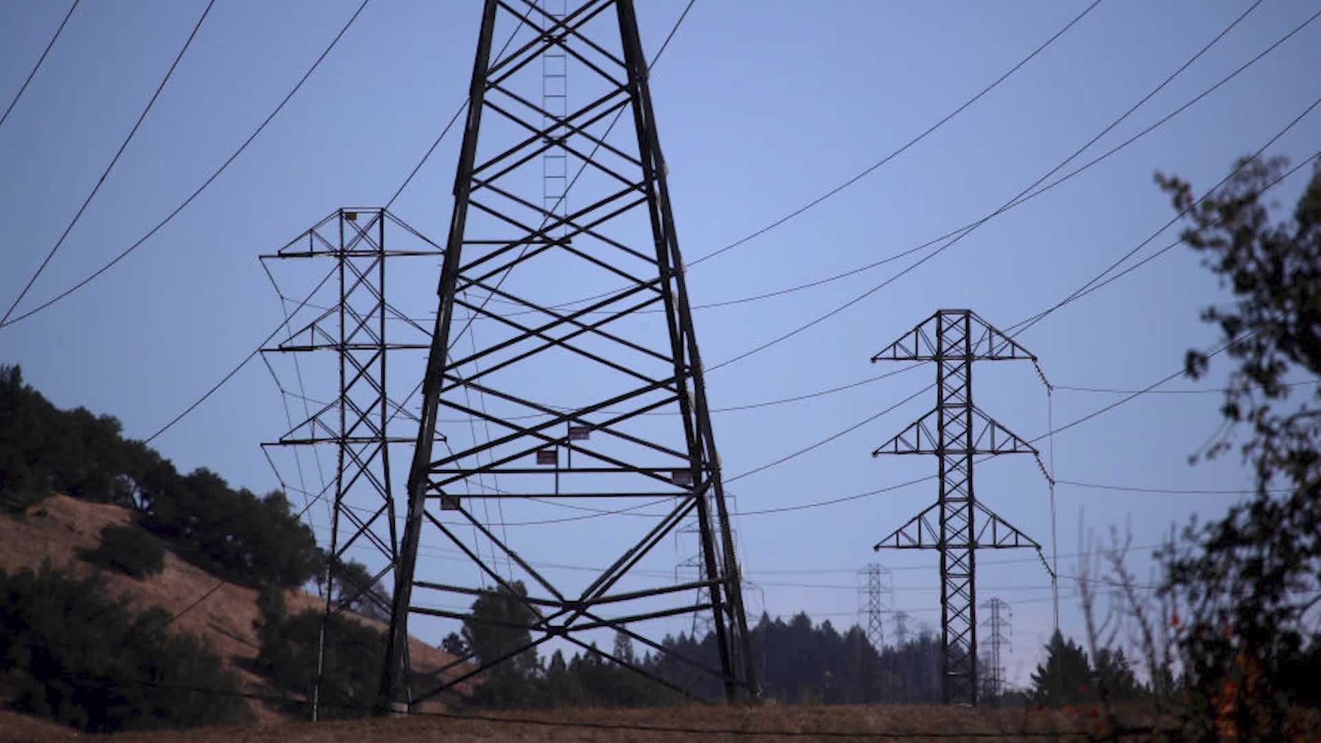 PG&E Will Bury 10,000 Miles of Power Lines to Fight Wildfires