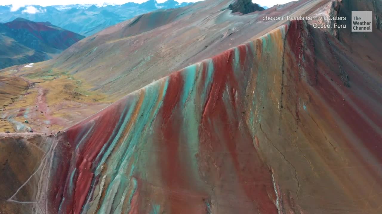 ‘Rainbow Mountains’ in Peru’s Andes Make a Magical Landscape