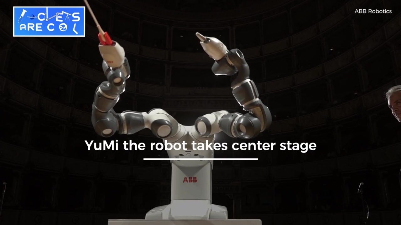 Robot Conducts Orchestra in Italy