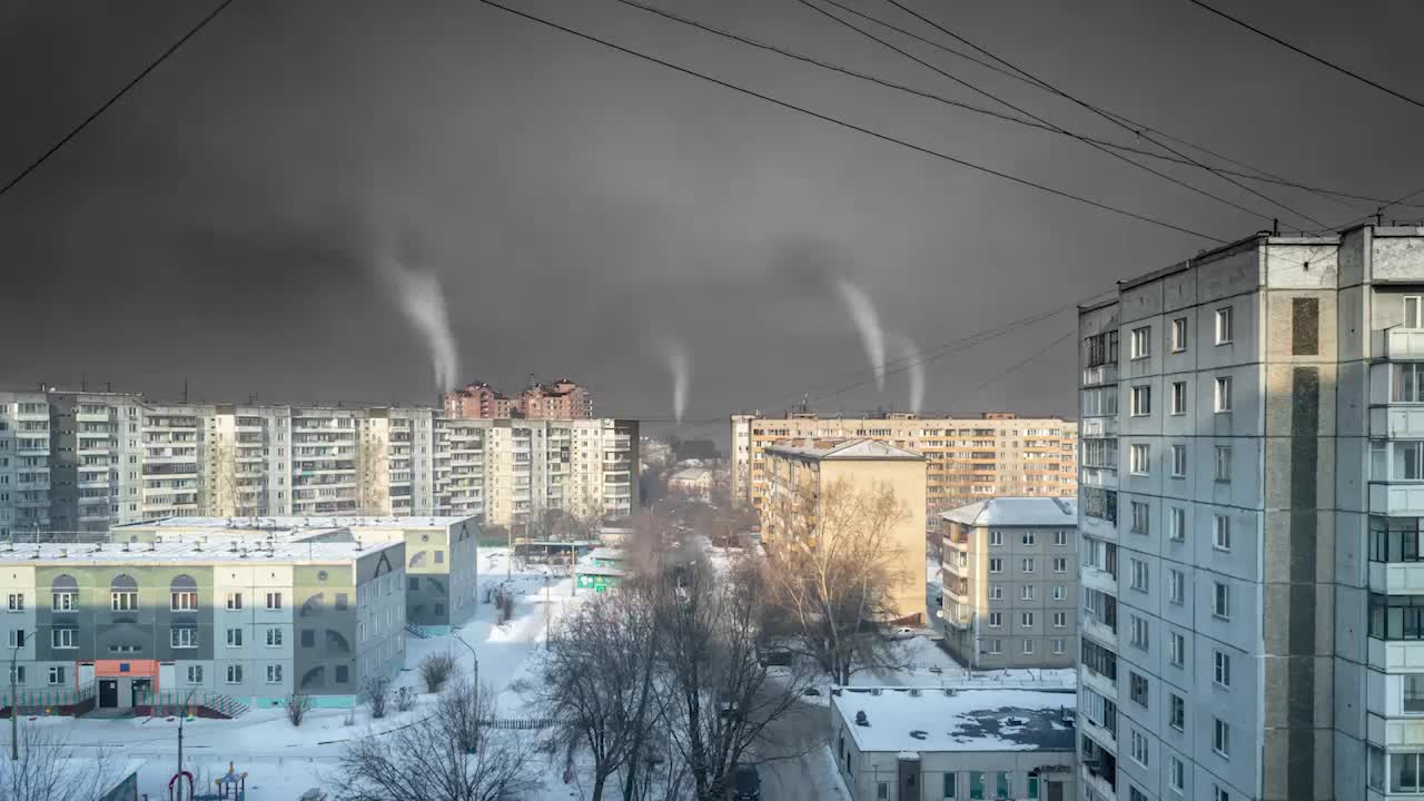 Russian City So Polluted Skies Turn Black, Residents Urged to Leave