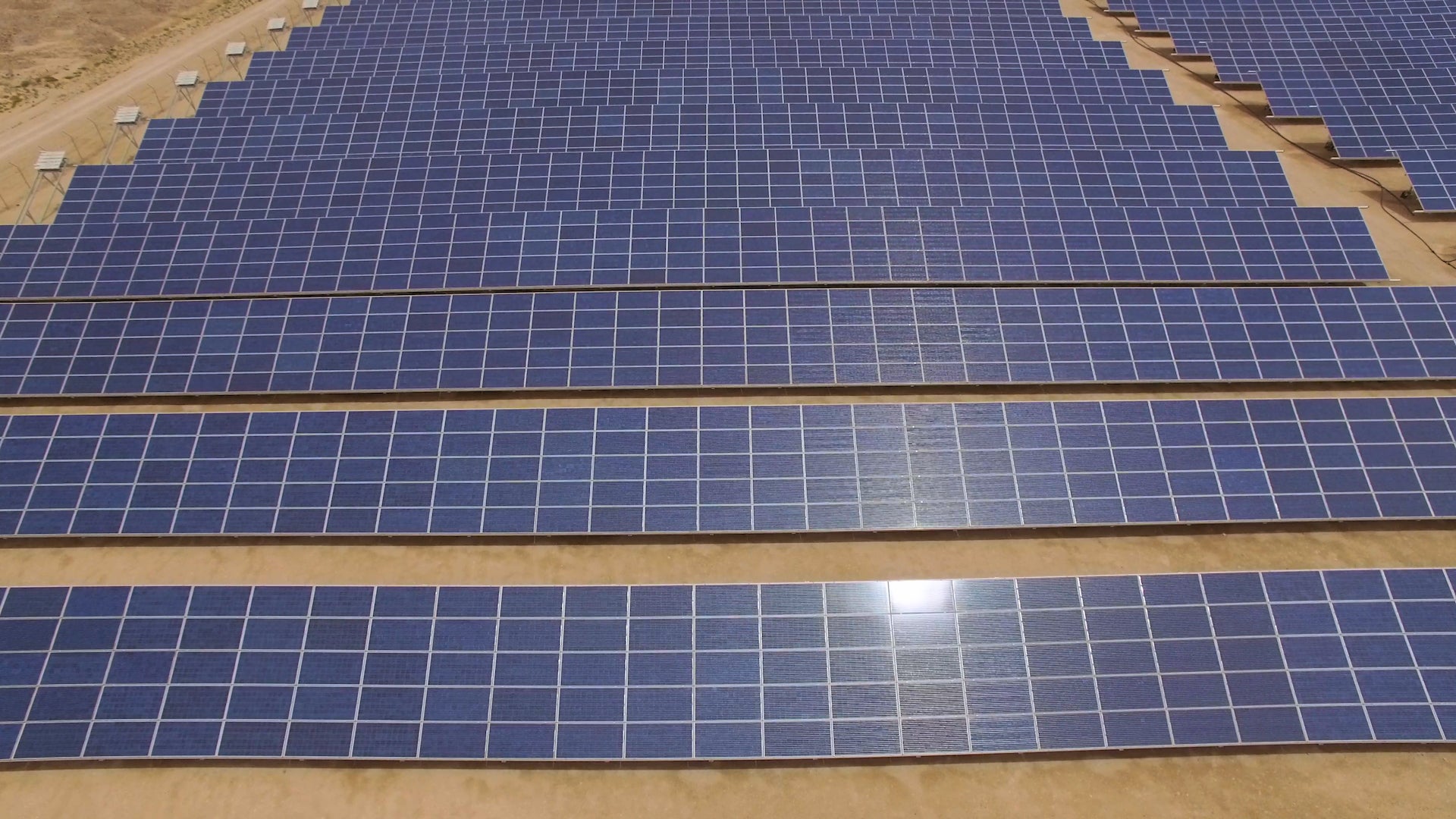 Saudi Arabia Plans to Build World’s Biggest Solar Farm