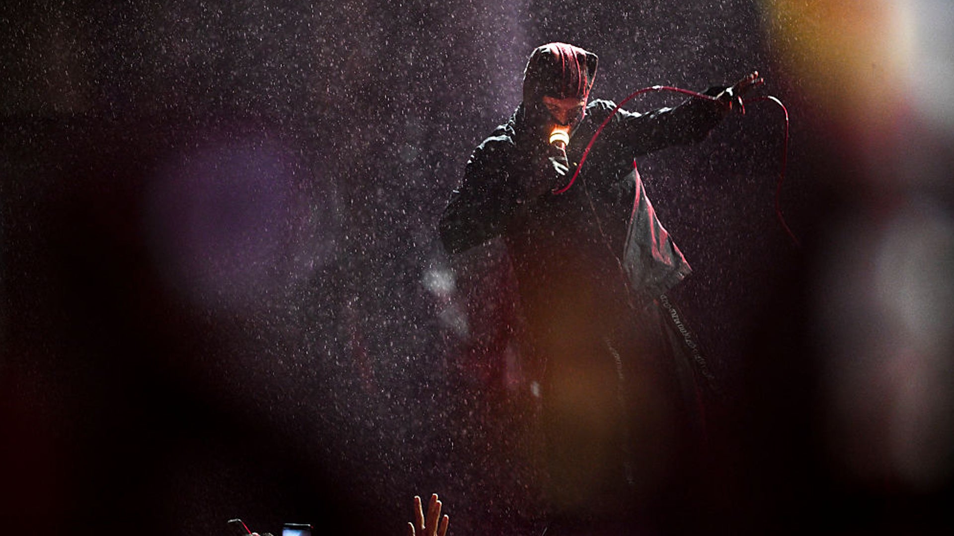 Severe weather interrupts Twenty One Pilots at music festival
