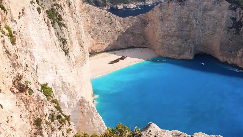 Shipwreck Beach in Greece Looks like Paradise