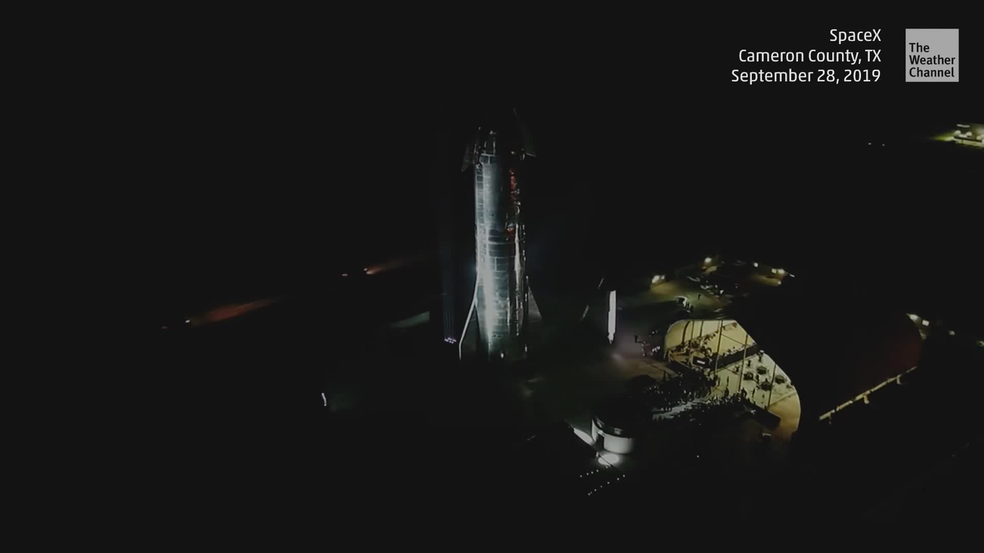 SpaceX Unveils ‘Starship’ to Reach the Moon, Other Worlds