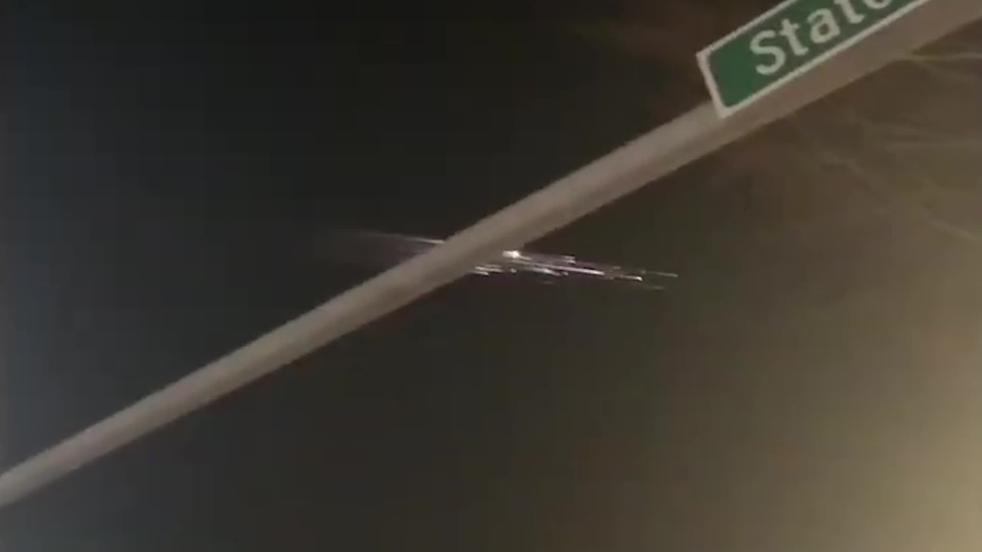 Spectacular Light Streaks Across Oregon Sky