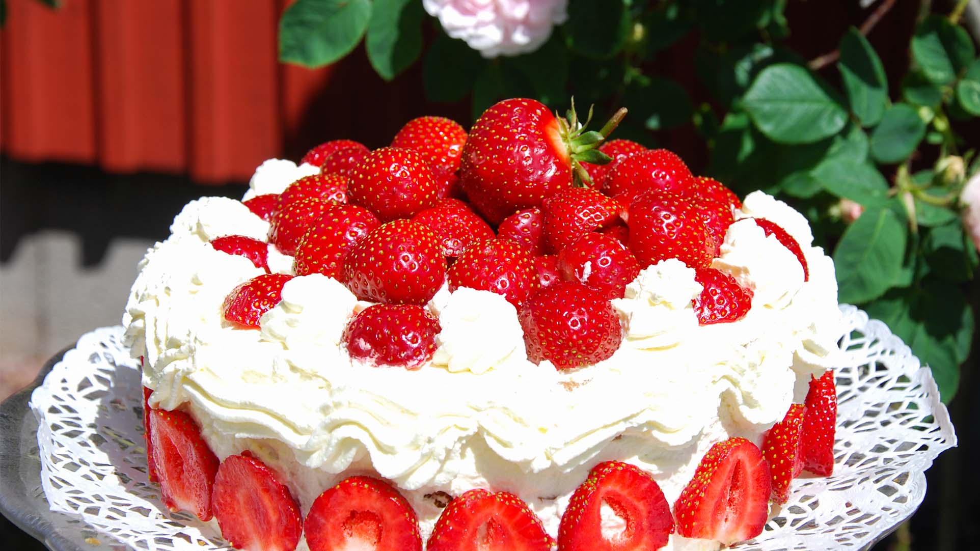 strawberry cake