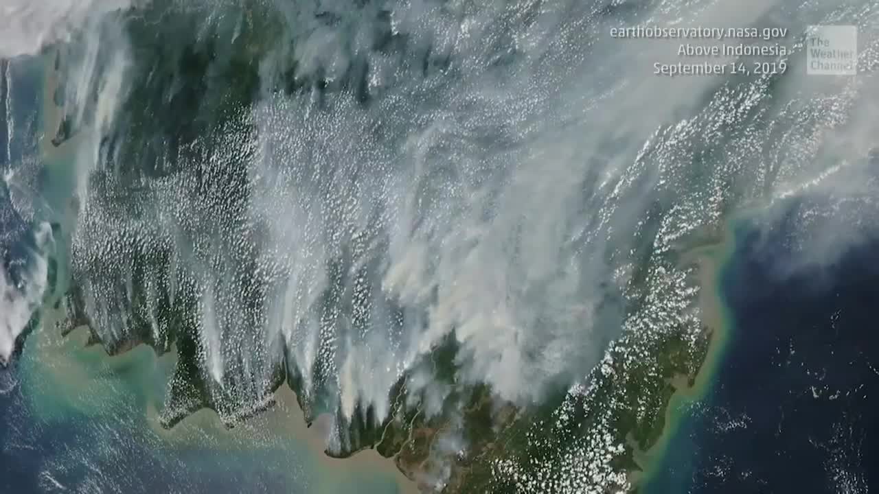 Thick Haze From Fires Extends Over Southeast Asia
