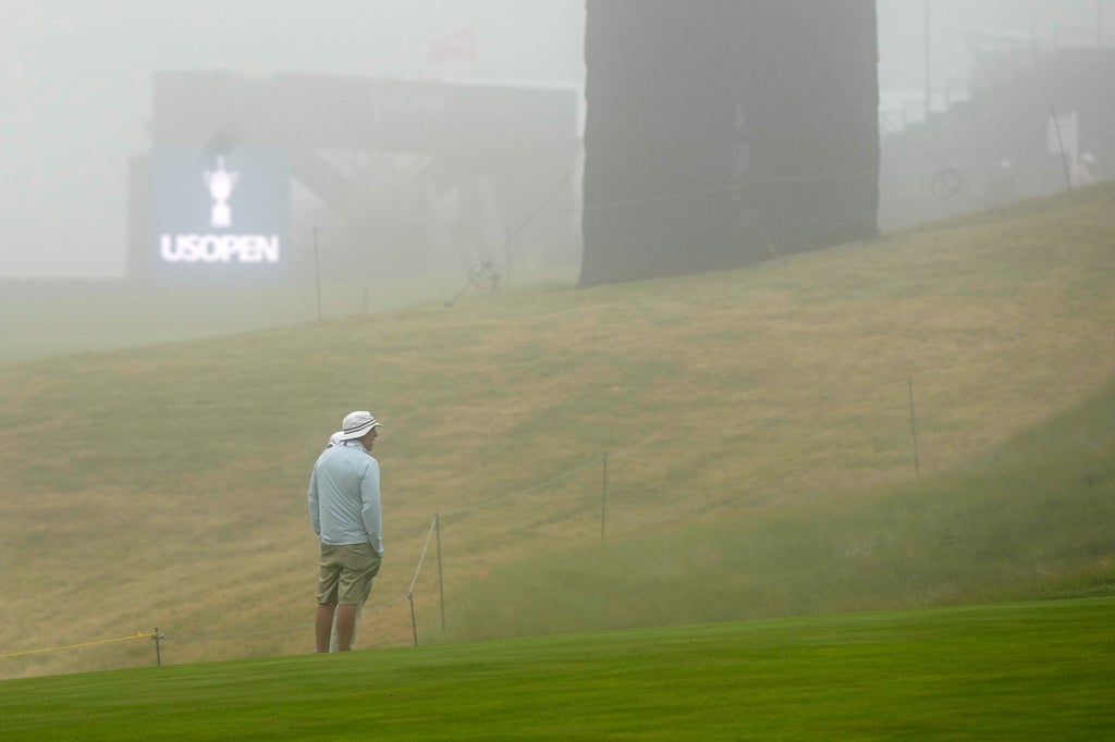 Photos: 2026 US Open golf tournament's first round delayed by thick fog
