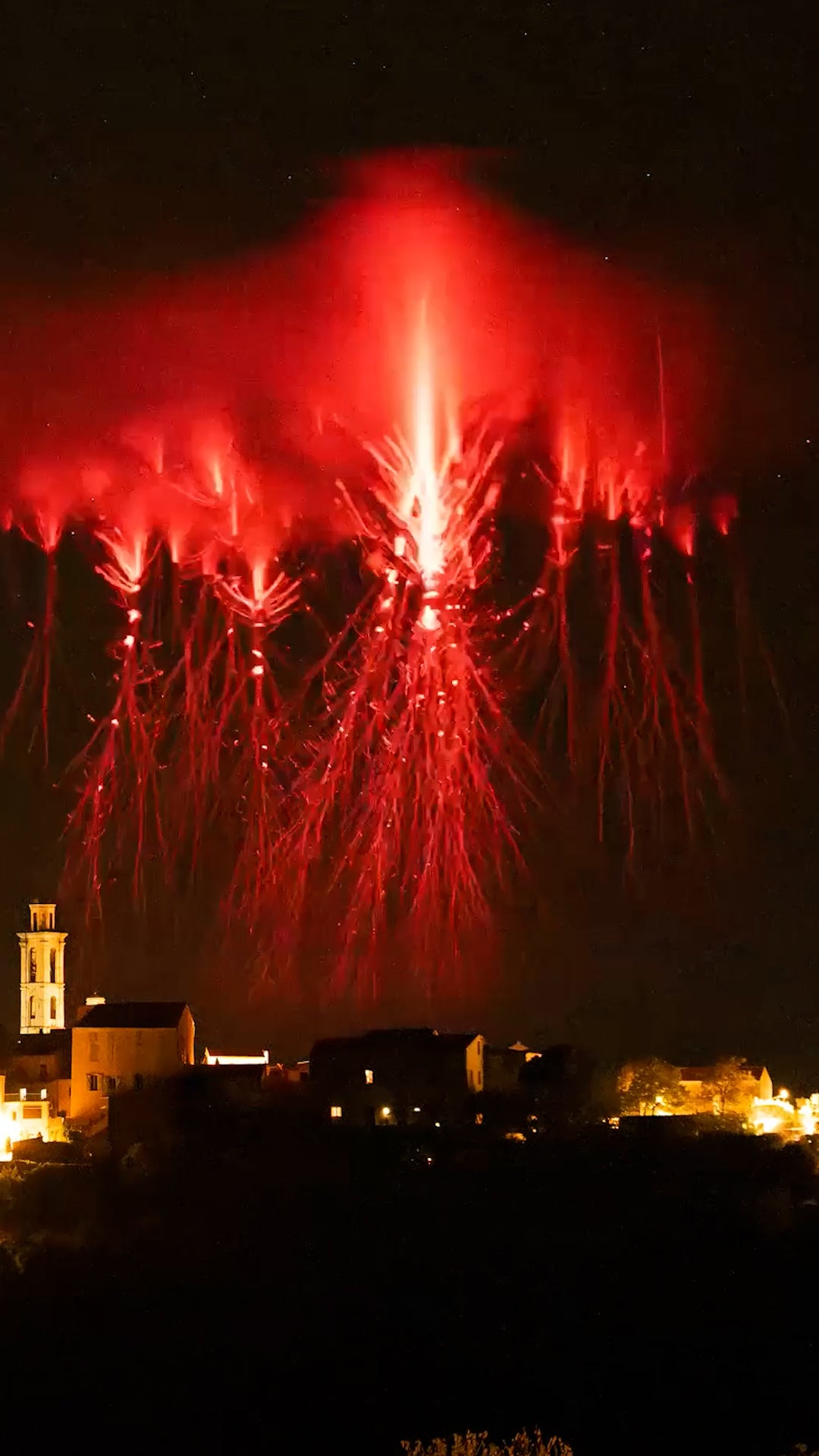 Rare red sprites light up sky