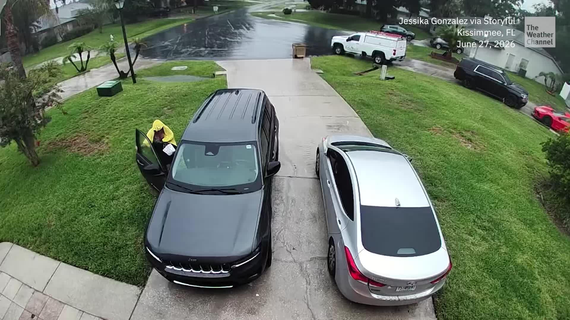 Ring Camera captures lightning strike feet from Florida mom