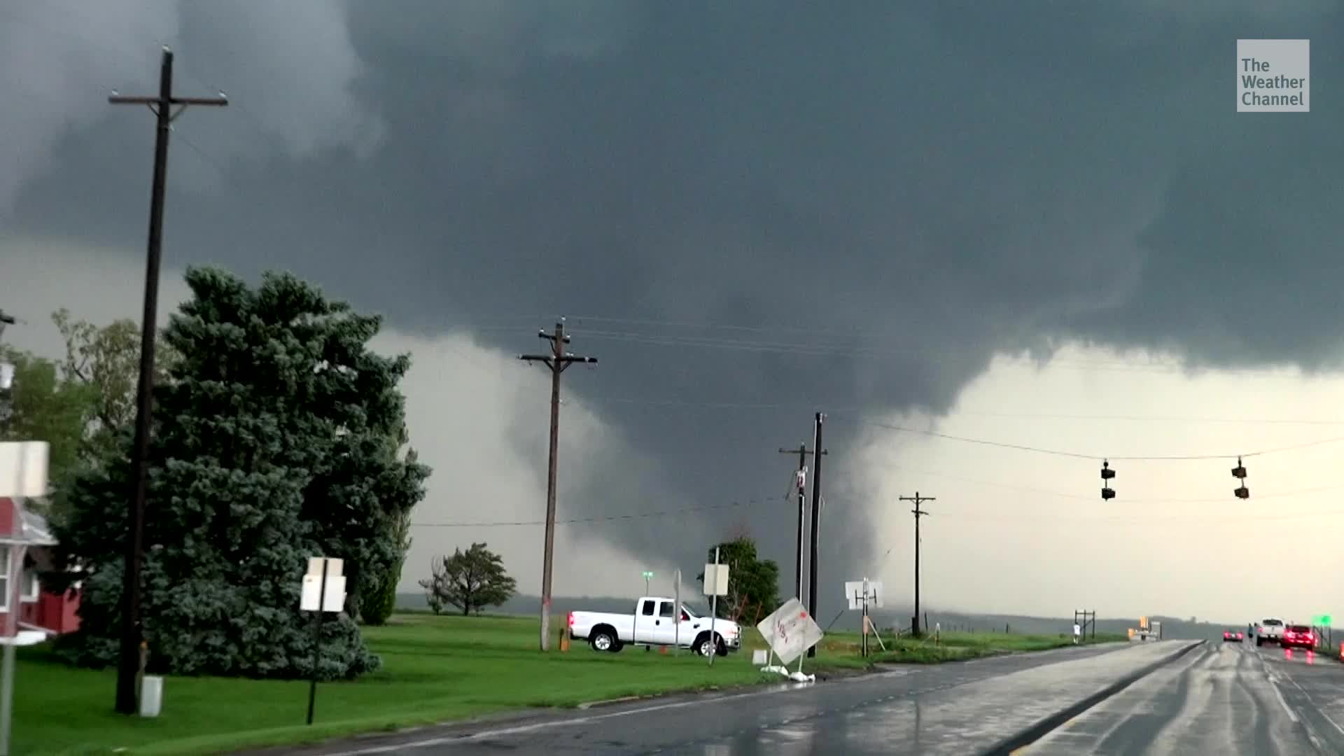 When You See A Tornado While Driving, Here's What To Do
